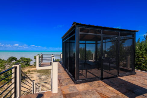 upscale-kitchen-belize-seafront-estate