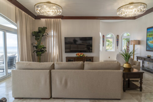 06-Living-Room_web-1