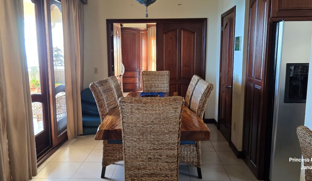 11-PR-C105-H3-Dining-Area-03
