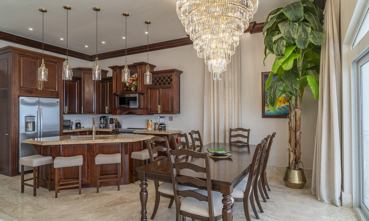 13-Dining-Kitchen_web-1