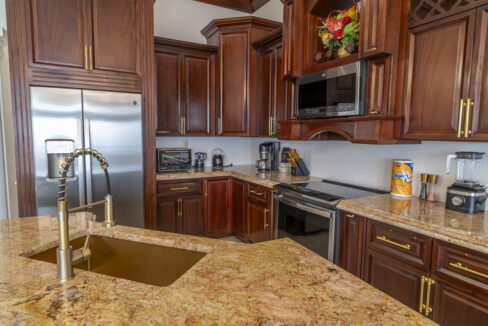 19-Kitchen-Close-up_web