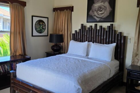 20-PR-C105-H3-Rose-Bedroom-01