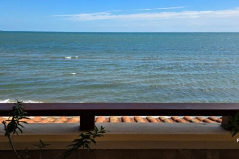 34-PR-C105-H3-Porch-View-01