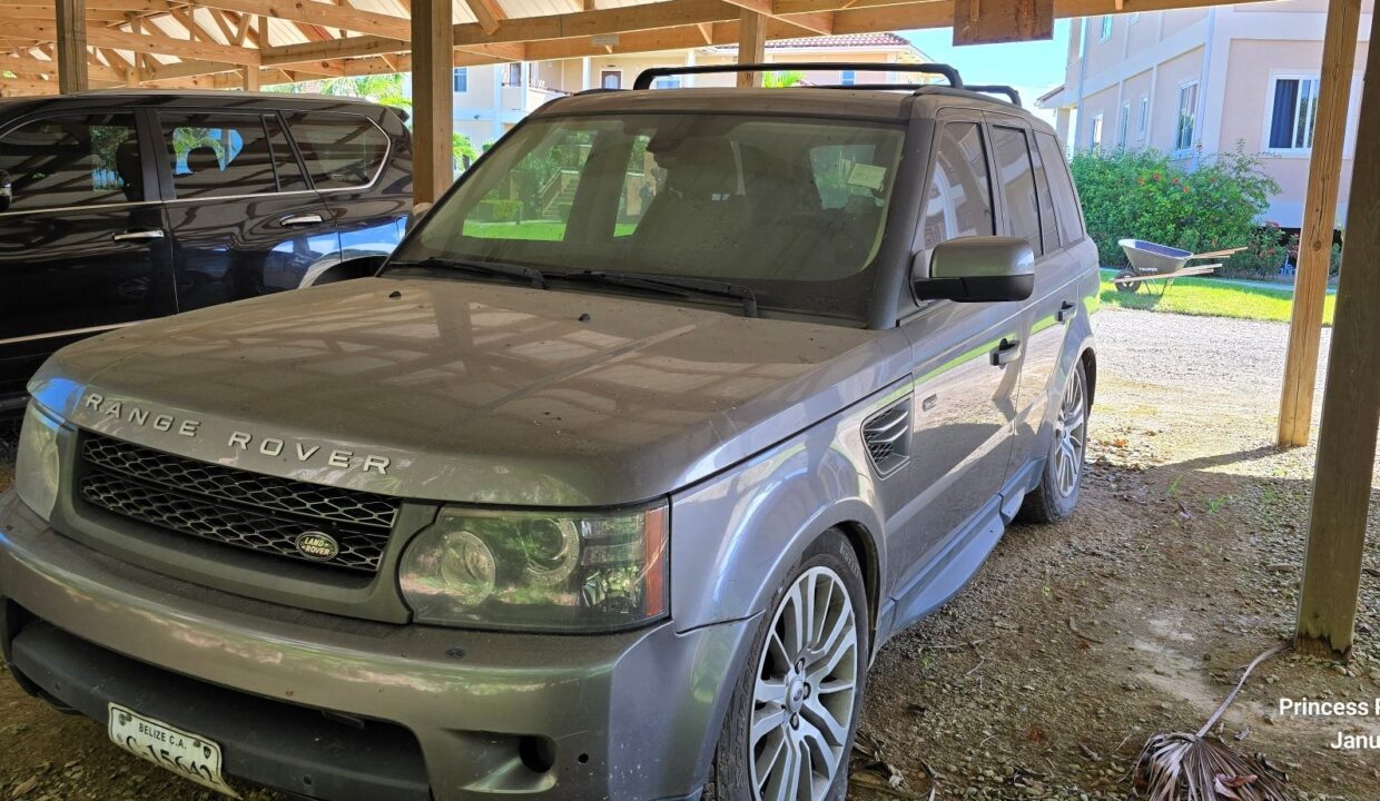 42-PR-C105-H3-Range-Rover-02