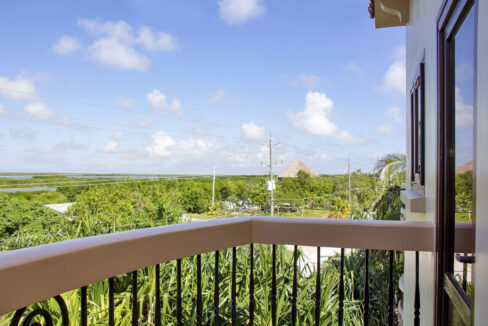 Coco-Beach-10C-25-of-1_web