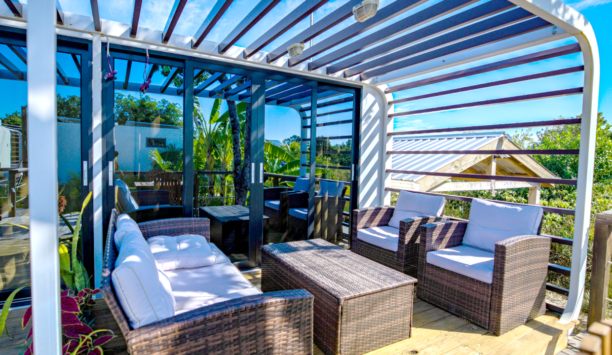 Deck-4