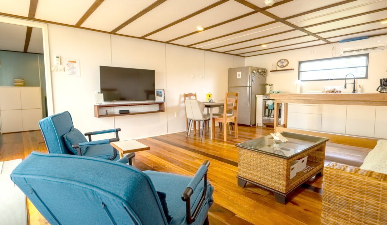 Kitchen-Living-Area-2