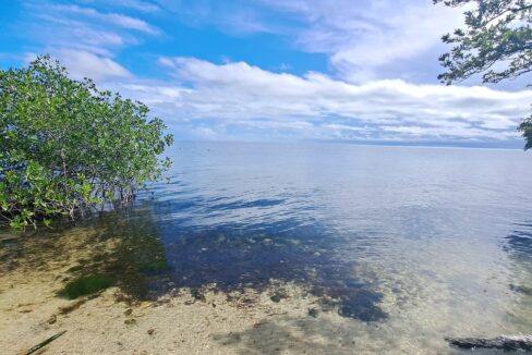 Round-caye-private-island