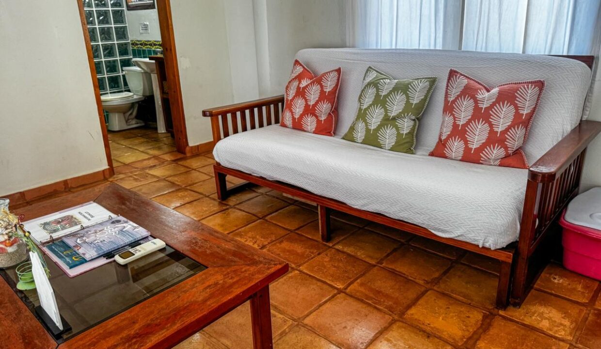 pb futon