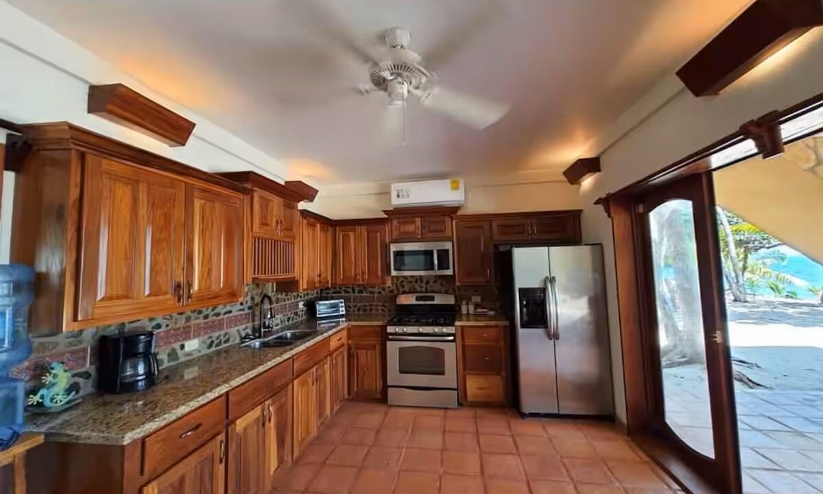 pb interior kitchen