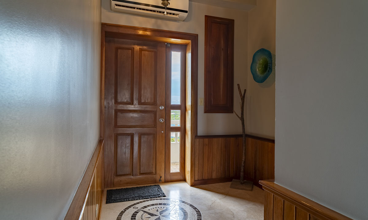 01-Entryway_web-1