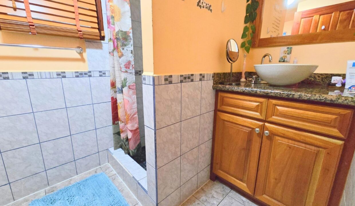 10001126167-69668fa821d75