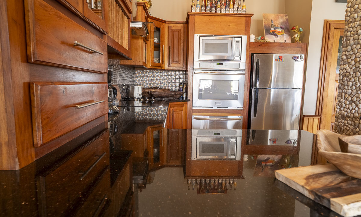 24-Kitchen-3_web-1