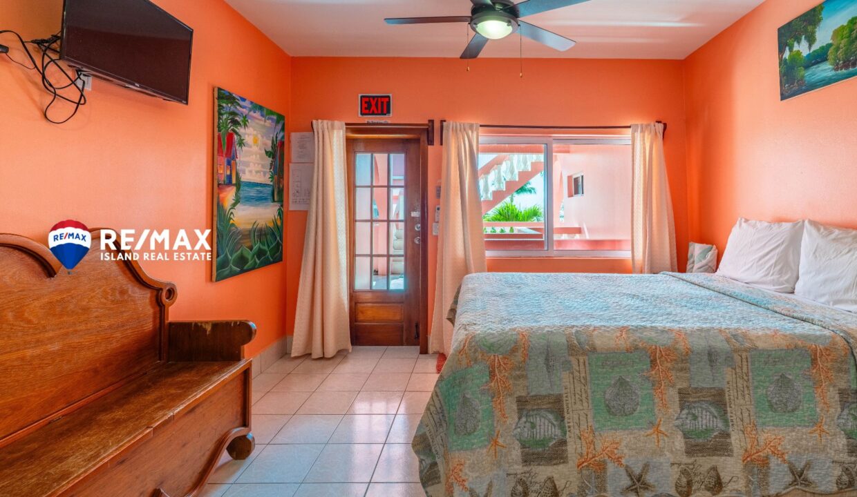 CARIBE-ISLAND-UNIT-24-RESIZED-WATERMARKED-8