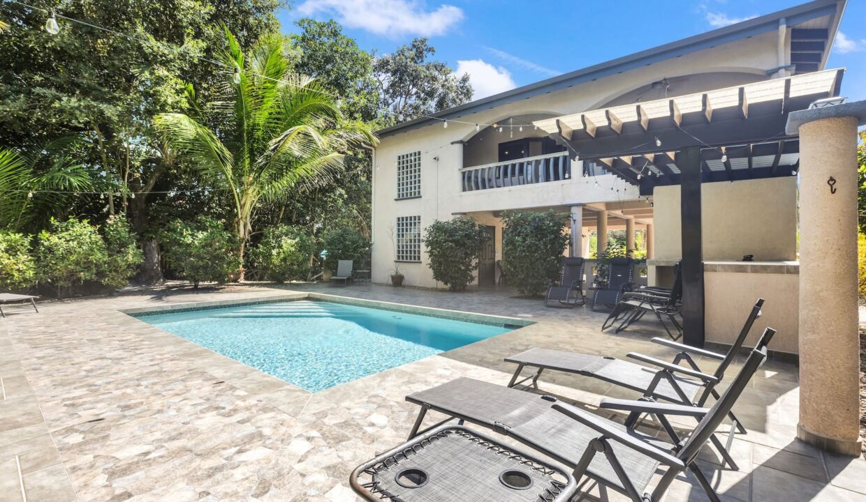 Double20Lot20Retreat-10