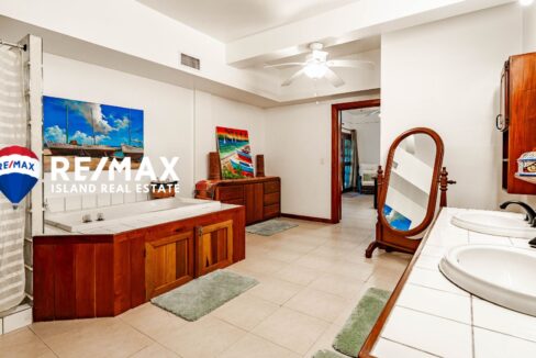 TRANQUILITY-BEACH-CLUB-UNIT-NO.-2-RESIZED-WATERMARKED-14