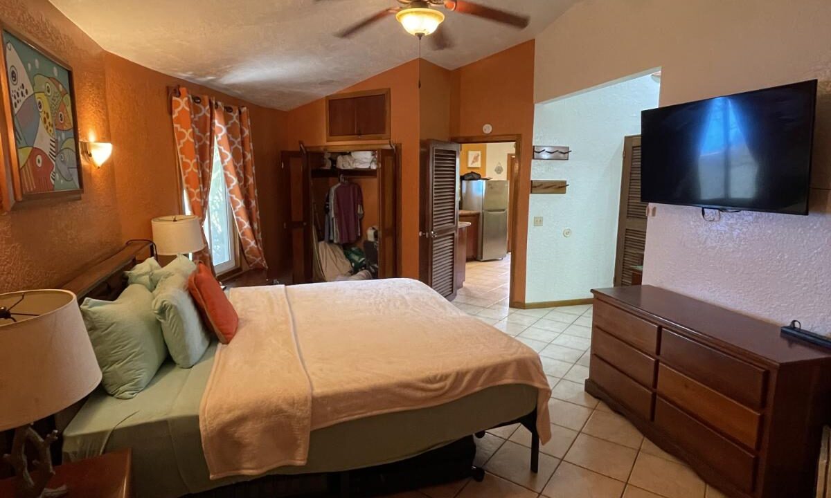 Beachfront, Turn Key Condo at White Sands Cove