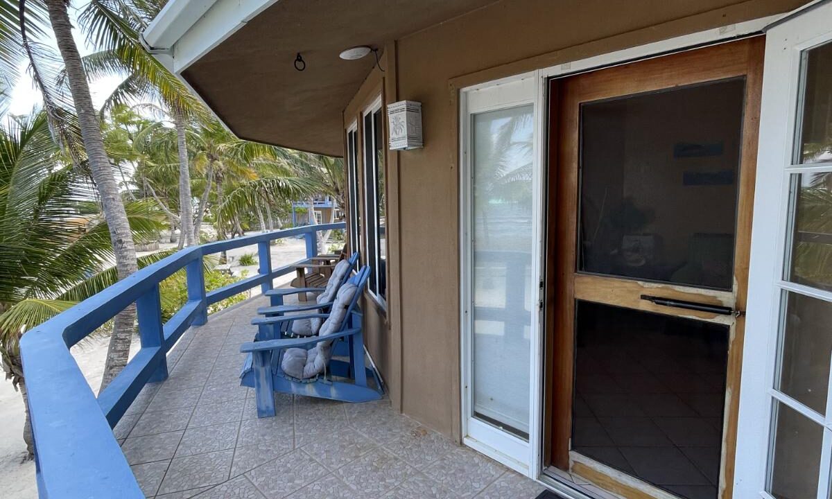 Beachfront, Turn Key Condo at White Sands Cove