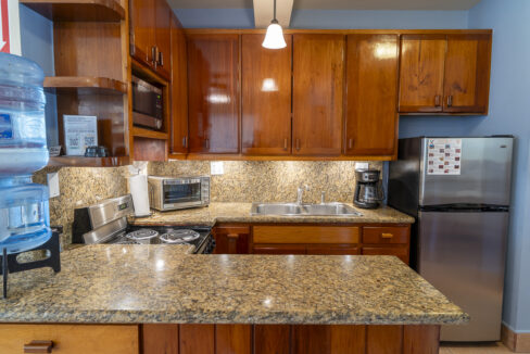 13-Kitchen_web