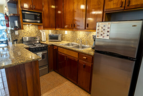 14-Kitchen-2_web