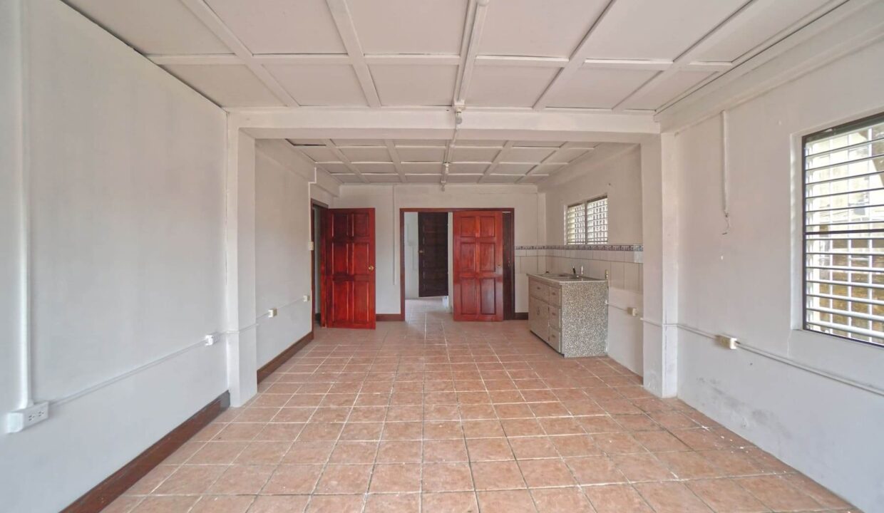 APT2012028329