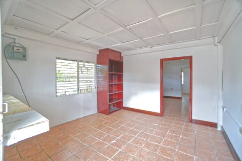 APT20220MAIN20ENTRANCE202