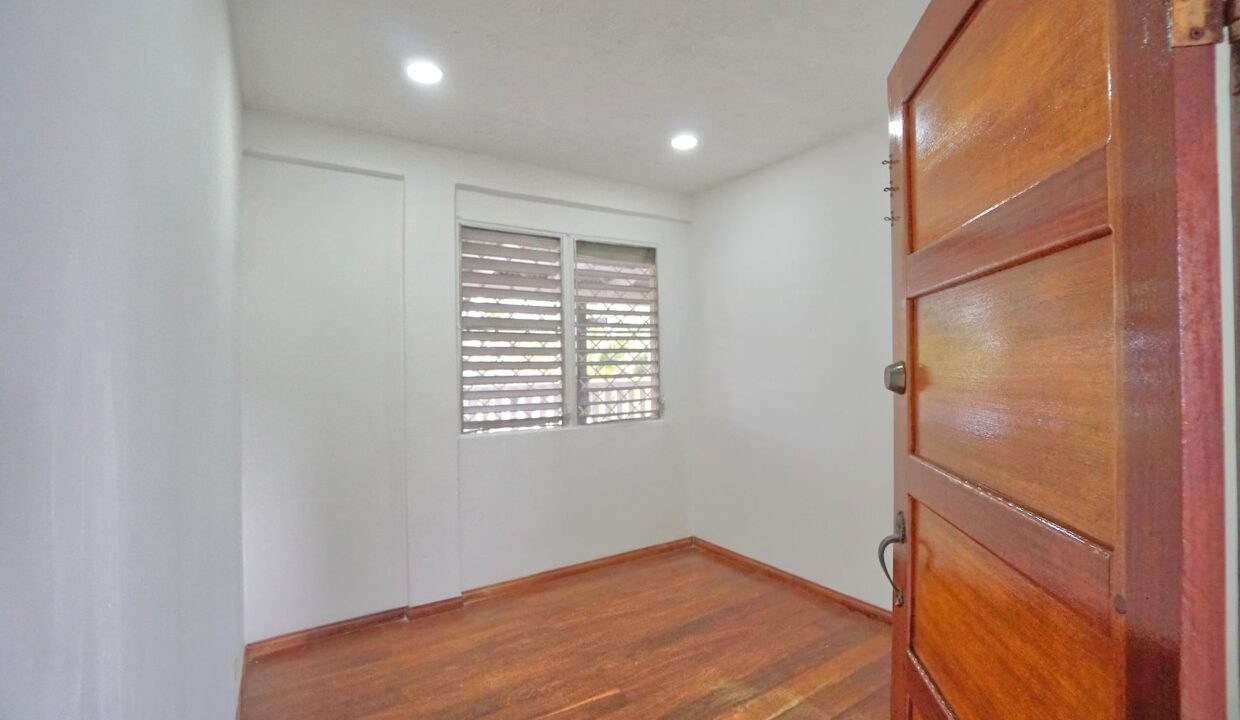 BED20ROOM20228229