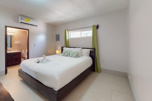 Bananas-1-204-Bedroom
