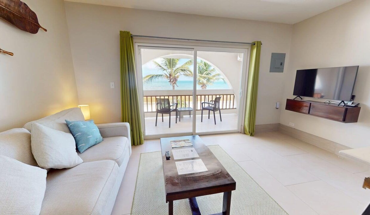 Bananas-Beachfront-03182026_134710