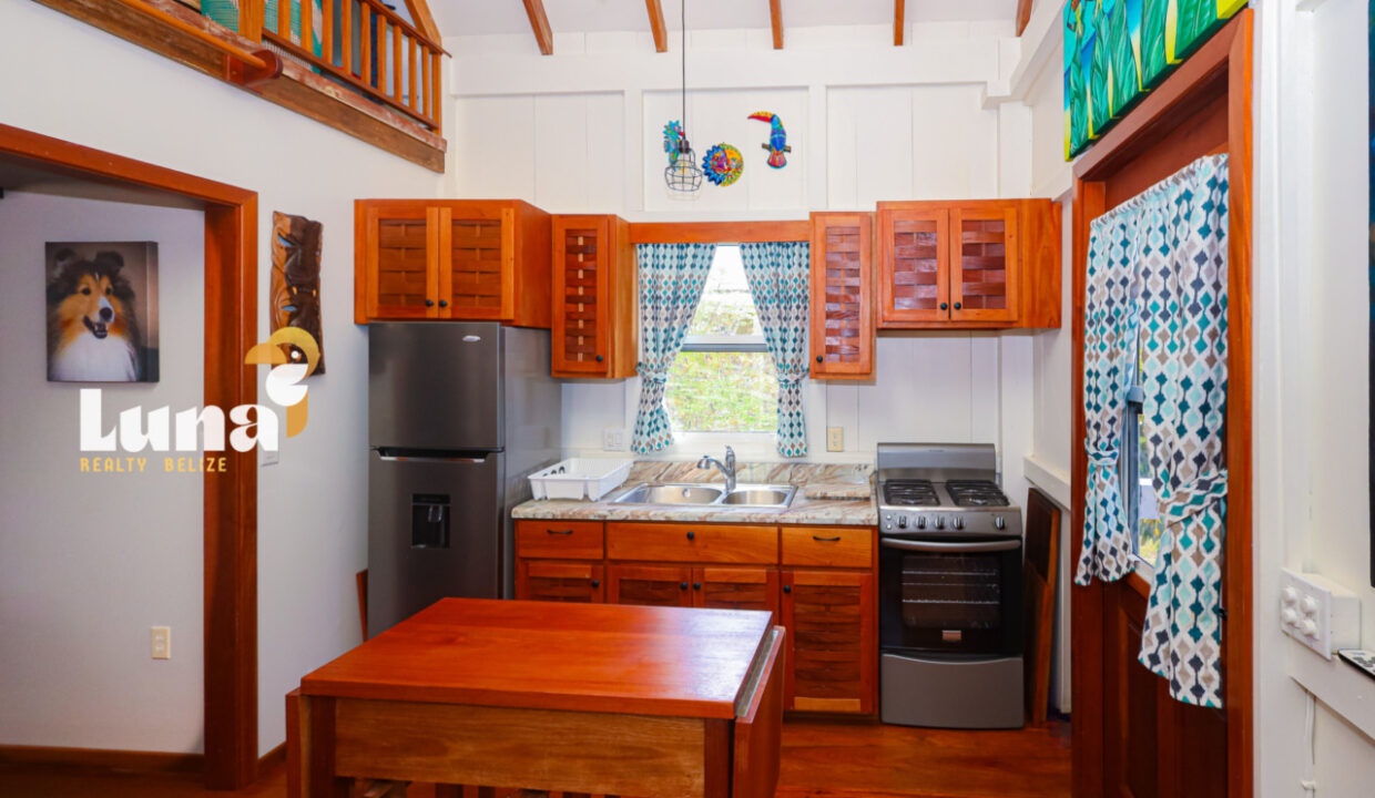 Carmelita-Gardens-Cottage-Lot-112-IMG_92A64F-1280x809