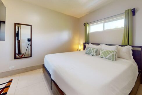 Courtyard-Suite-Bedroom