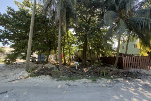 Land-for-sale-in-San-Pedro-near-Best-Western-BelizeIMG_1105-Large-640x427
