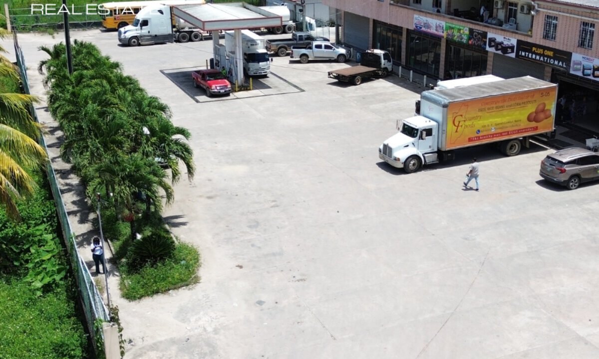 PB0034-gas-station-and-supermarket-for-sale-Bella-Vista