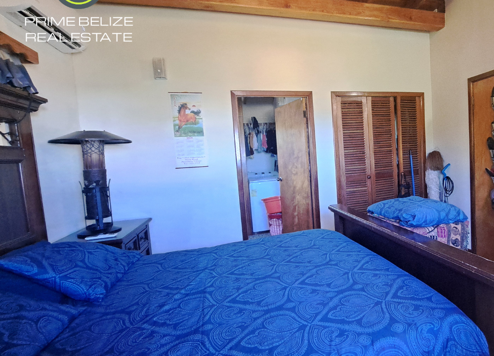 PH0012-Master-bedroom