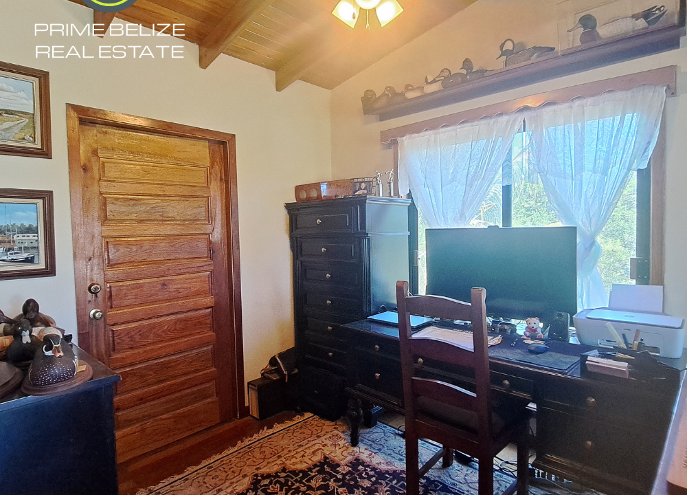 PH0012-office-Work-Area