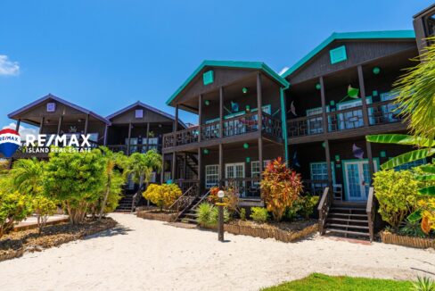 RE_MAX-X_TAN-HA-UNIT-5-RESIZED-WATERMARKED-2