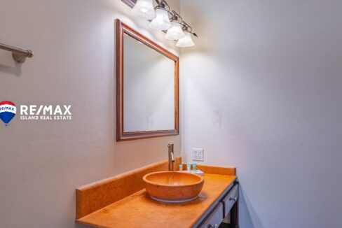 RE_MAX-X_TAN-HA-UNIT-7C-RESIZED-WATERMARKED-9