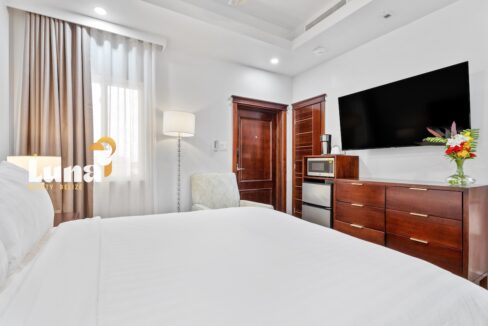Room_402_RoyalKahal_DuarteDellarole-16
