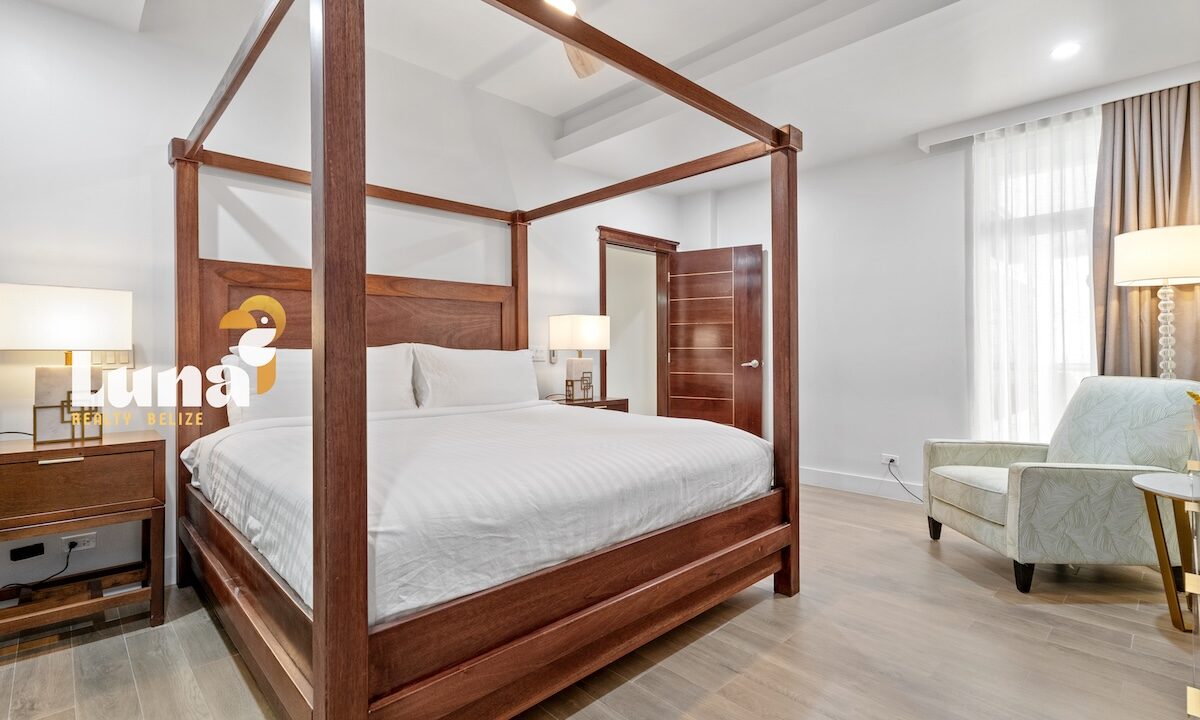 Room_402_RoyalKahal_DuarteDellarole-19