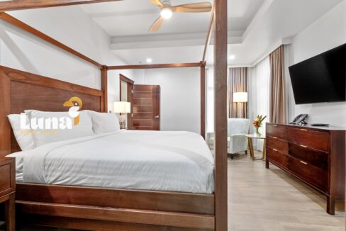 Room_402_RoyalKahal_DuarteDellarole-20