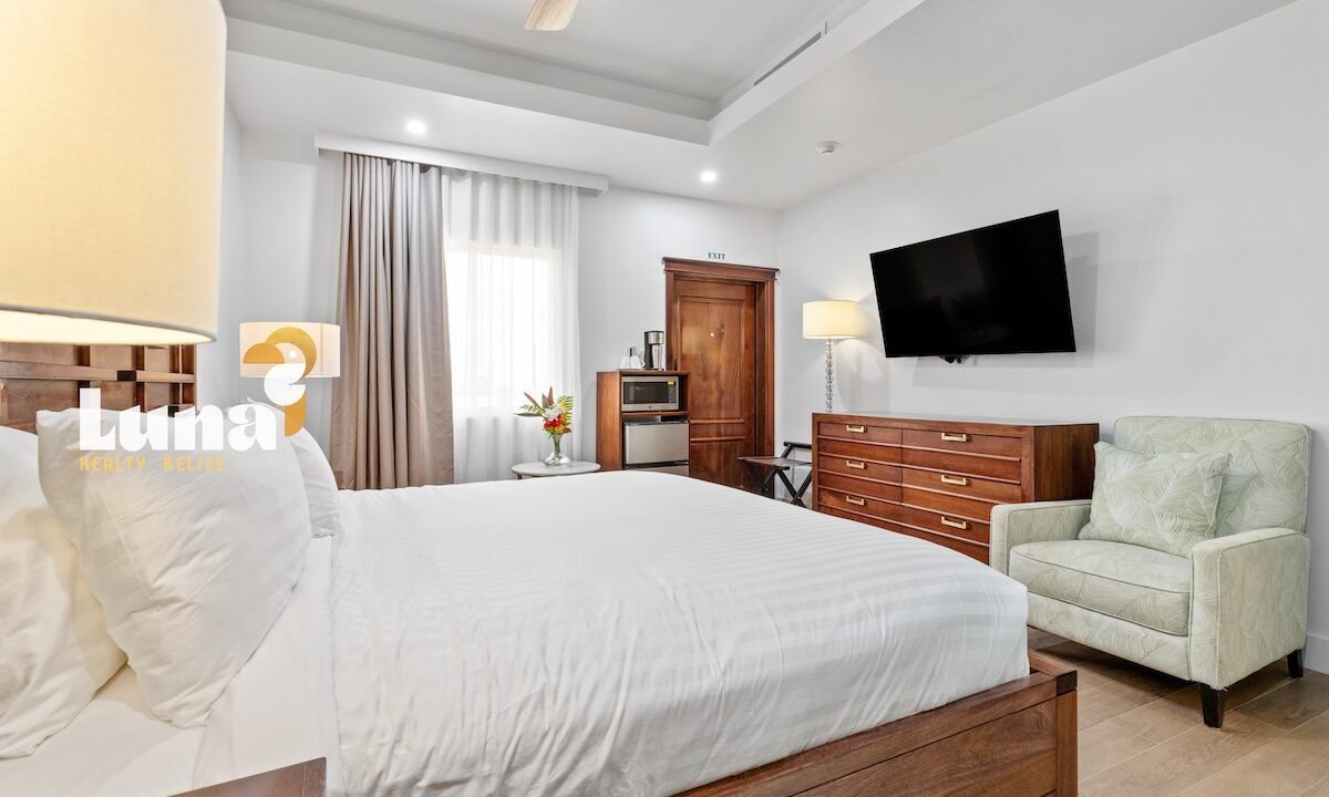 Room_402_RoyalKahal_DuarteDellarole-26