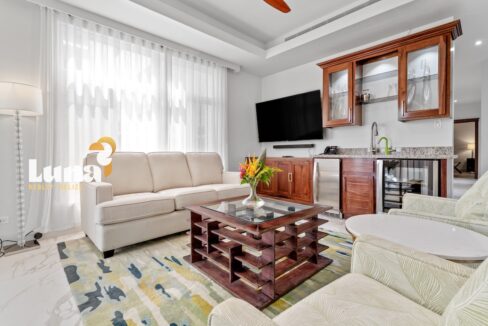 Room_402_RoyalKahal_DuarteDellarole-6