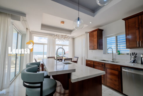 Royal-Kahal-Unit-103-April_2026-LIGH5159-HDR-1-1280x853