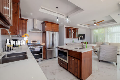 Royal-Kahal-Unit-103-April_2026-LIGH5231-HDR-1280x853