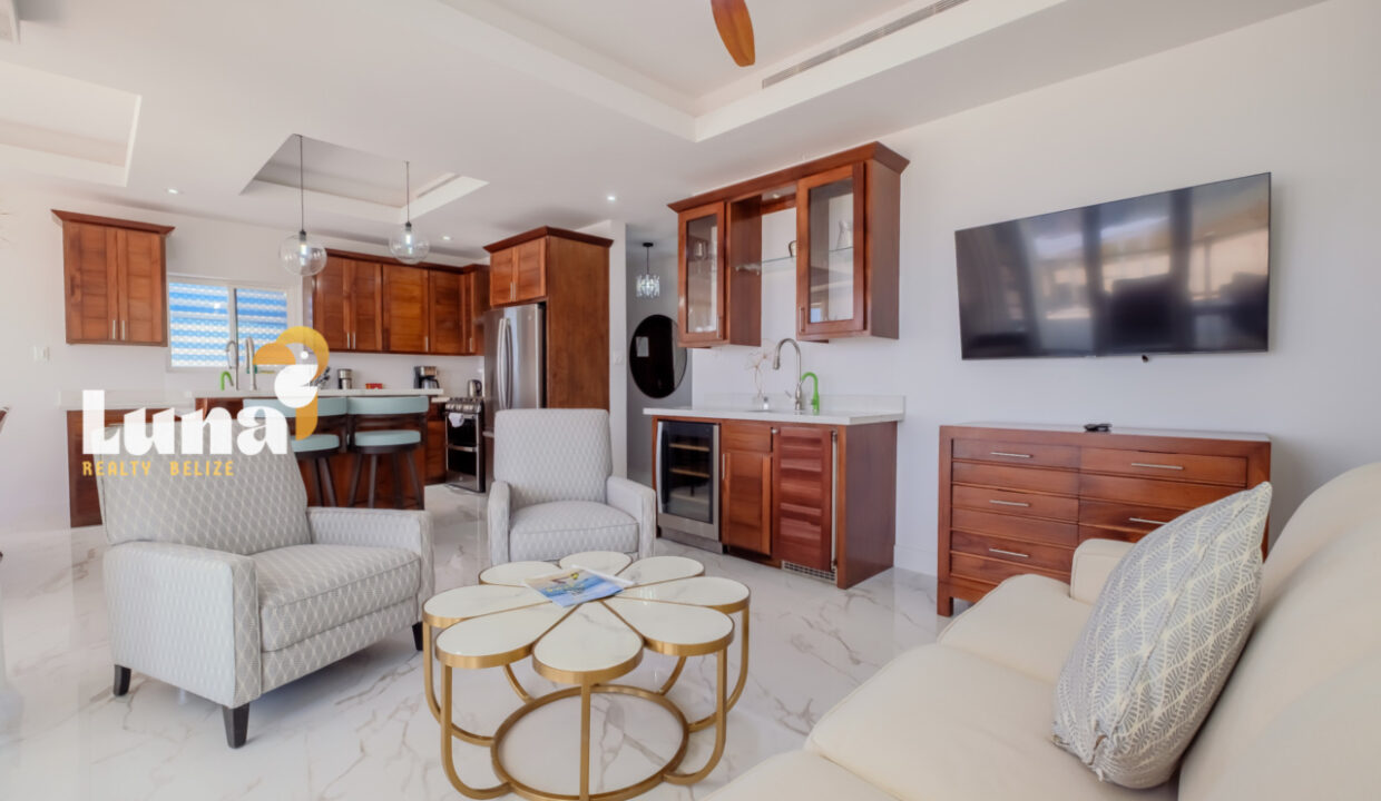 Royal-Kahal-Unit-103-April_2026-LIGH5393-HDR-1280x853