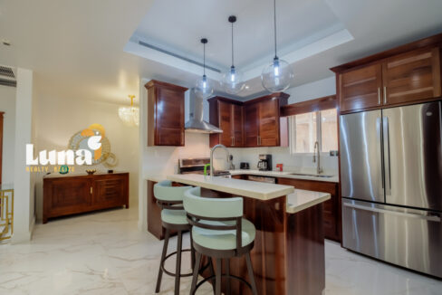 Royal-Kahal-Unit-202-April_2026-LIGH5880-HDR-1280x853