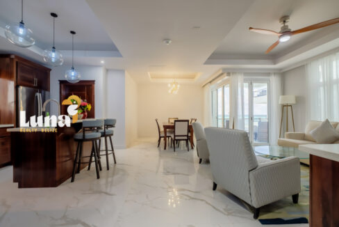 Royal-Kahal-Unit-302-April_2026-LIGH6575-HDR-1280x853