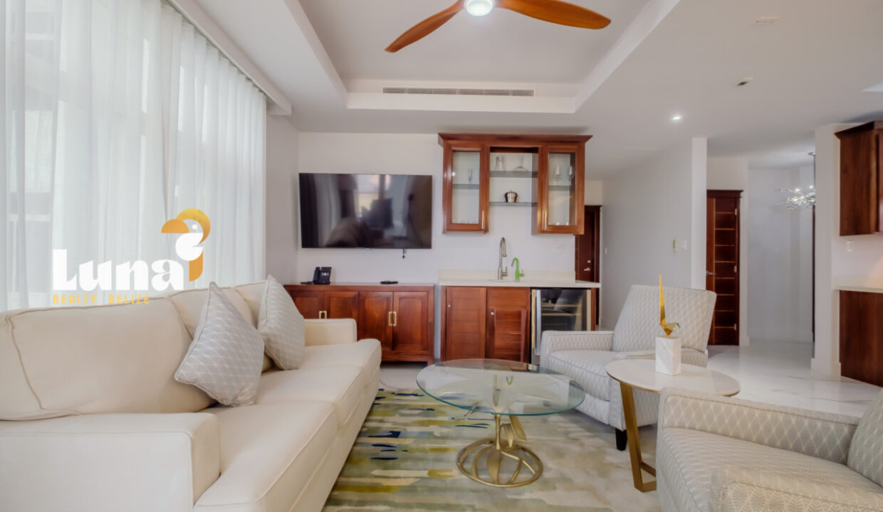 Royal-Kahal-Unit-302-April_2026-LIGH6782-HDR-1280x853