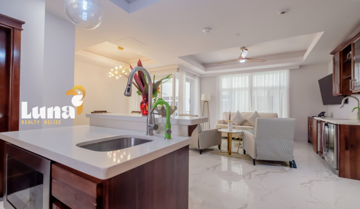 Royal-Kahal-Unit-302-April_2026-LIGH6818-HDR-1280x853