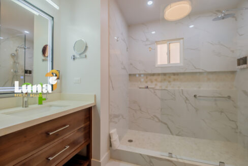 Royal-Kahal-Unit-302-April_2026-LIGH6899-HDR-1280x853